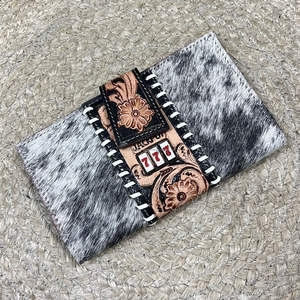 Cartera de Mano de Cuero Vacuno de Primera Calidad, Edición Limitada, con Diseño Floral Grabado 777 Jackpot, Estilo Western para Mujer - Product Image 4