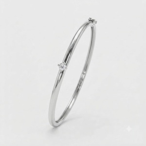 Pulsera de Oro Sólido de 14K Clásica al por Mayor con Diamante Cultivado en Laboratorio de 0.10ctw, Engastado en Puntas, Redondo Solitario, con Bisagra, para Uso Diario - Product Image 1