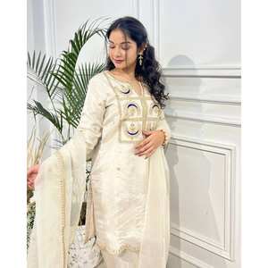 ชุดแฟนซีสุดพื้นล่างสุดหรูพร้อมลายปักลำดับไซส์ XL - Product Image 2