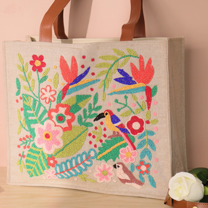 Bolso Tote Personalizado Jillian con Cuentas, Cierre Abierto y Bordado Estilo Tortuga Marina por Whimsy Art Craft - Product Image 6