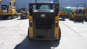 Cargadora Compacta 242D3 2021 con Cabina Cerrada, Máquina de Construcción de Alto Rendimiento - Product Image 6