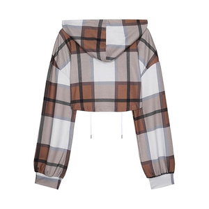 Sudaderas cortas estilo streetwear para mujer en oferta, a bajo precio, hechas con tela transpirable de alta calidad y anti-pilling. - Product Image 3