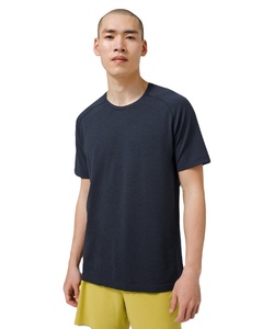 เสื้อยืดสีขาวผู้ชาย OEM ผ้าฝ้าย 100% คุณภาพชั้นหนึ่ง ออกแบบโลโก้ของคุณเองได้ พิมพ์ลายตามสั่ง - Product Image 1