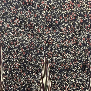 Hermosa Falda de Verano Negra para Mujer, 100% Algodón, con Paneles – Elegante Falda Casual con Estampado Floral Hecho a Mano - Product Image 3