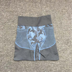 Ensemble de yoga jaune avec crop top dos nageur et short taille haute, en maille respirante et sans couture, 2 pièces, couleur unie, tenue de sport - Product Image 5
