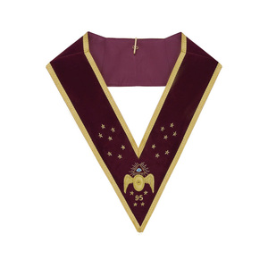 Collier maçonnique de qualité supérieure, fait main, écologique, durable, en velours bordeaux de 95e degré, avec bordure dorée brodée, style Memphis Misraim - Product Image 1