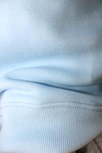 Sweat-shirt à col montant TEACH SKY BLUE 100% bleu avec broderie appliquée, col large, URBAN PRODUCTIONS - Product Image 6