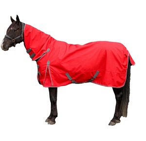 Couverture imperméable et légère pour chevaux avec circulation d'air entre les couvertures - Product Image 2