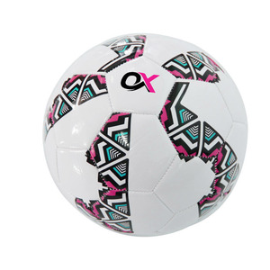 Ballon de football officiel taille 5 personnalisé à prix avantageux pour les matchs - Product Image 4