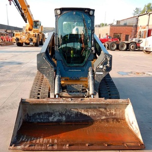 Cargadora compacta sobre orugas Deere 333G de calidad premium, diseñada para realizar trabajos exigentes con control de potencia superior y larga duración. - Product Image 5