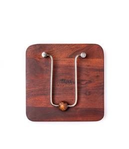 Porte-serviettes en papier moderne avec poignée en boule de bois sur plateau en bois - Product Image 2
