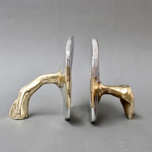 Industrial Modern Metal Bookend Bold Structure With Strong Build Perfect For Trendy Workspace And Interior Styling <b>Compact</b> Steel - Product Image 6
