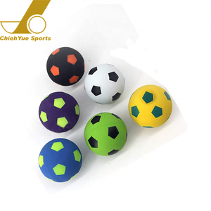60mm 65mm 92mm promozione all'ingrosso naturale Mini morbido calcio in gomma Pelotas pallamano pallamano - Product Image 1