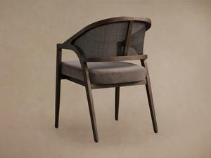 Silla de Comedor Premium con Brazos de Madera de Teca Sólida y Respaldo con Detalles de Ratán – Asiento Acolchado Confortable para Hoteles y Comedores de Lujo - Product Image 5