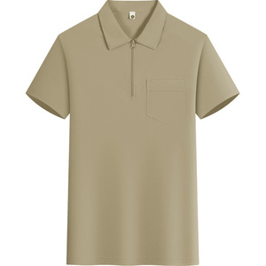 Camisa polo de manga corta color caqui para hombre de Shan Apparel con bolsillo en el pecho, corte regular, informal, de punto, de color sólido. - Product Image 2