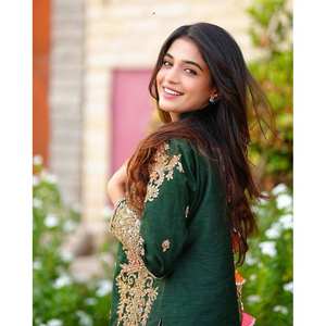 Haut et bas de créateur avec Dupatta pour fête Taille XL - Product Image 2