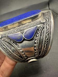 Pulsera ornamental con dijes de monedas tribales afganas, con cascabeles y colgantes de monedas detallados, para danza del vientre. - Product Image 6