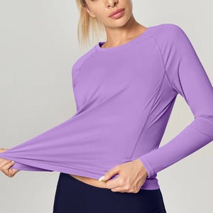 Camiseta de Yoga Ajustada que Absorbe la Humedad para Mujer, Top Deportivo Ajustado con Elasticidad en 4 Direcciones, Ropa Deportiva Directo de Fábrica - Product Image 2