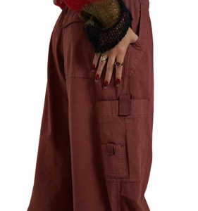 Pantalones Cargo para Mujer 2026, Estilo Oversize, Elásticos, Tipo Paracaídas, Color Granate, Tejidos, Sueltos, hasta la Rodilla - Product Image 4