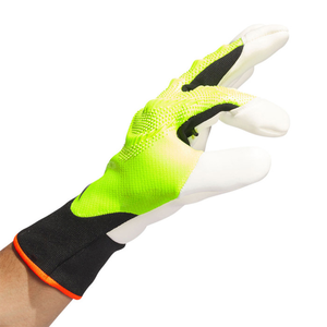 Guantes de Portero de Fútbol Profesionales Premium ALTAF BROTHERS, Protección Completa para los Dedos y el Pulgar, Goma Engrosada Antideslizante y Transpirable - Product Image 6