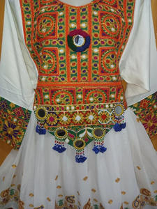 Vêtements traditionnels faits à la main, robe afghane, robe Pathani, robe Pashtun, impression de haute qualité, robes vintage afghanes pour femmes, respirantes - Product Image 3