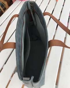 Sac fourre-tout élégant en cuir véritable pour femme avec double bandoulière et fermeture éclair, fait main LTB-0302 - Product Image 5