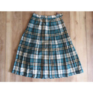Jupe écossaise plissée en tartan 100 % laine pour femme, faite à la main, style écolière écossaise, vente en gros - Product Image 2