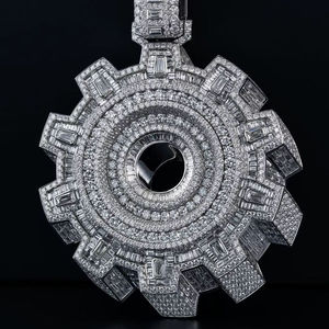 Colgante de Plata de Ley 925 con Moissanita VVS/D, Estilo Hiphop 3D Iced Out, Alta Demanda, Mejor Precio en India - Product Image 1