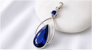 Pendentif en argent avec saphir bleu naturel, forme poire, saphir bleu, argent 925, fait main, bijou pierre de naissance de septembre - Product Image 3
