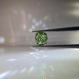 Diamante Suelto Cultivado en Laboratorio, Corte Cuadrado Cojín de 3CT, Verde Intenso VS1, Certificado IGI - Product Image 3