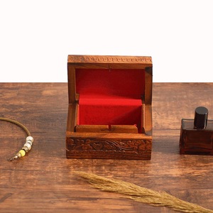 Caja de Madera Rectangular Ecológica para Guardar Joyas y Regalos, Interior Suave para Artículos Delicados, Decoración de Mesa para Navidad y Año Nuevo Chino - Product Image 6