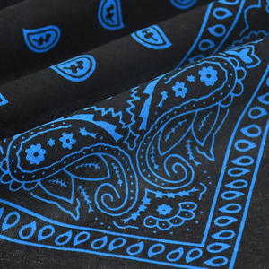 Bandana Hip-Hop Personnalisée en Coton et Polyester Respirant, Impression Numérique, Écologique, à Flux d'Air, avec Logo OEM – Vente en Gros - Product Image 2