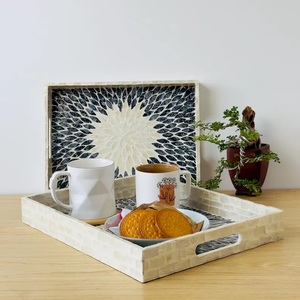 Bandeja Rectangular Elegante para Servir Café PERFECT ENTERPRISES con Incrustaciones de Madreperla y Lacado - Product Image 2