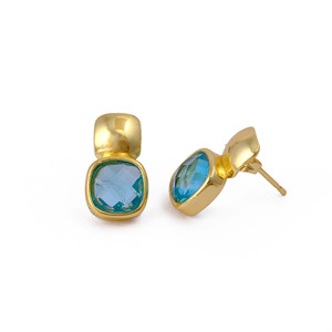 Boucles d'oreilles clous carrées en topaze bleue suisse, plaquées or, faites à la main, délicates, avec pierres précieuses facettées, bijoux massifs pour femmes R - Product Image 3