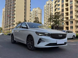 เกียลี่ ไอคอน ปี 2022 รถซีดานขนาดกะทัดรัดมือสอง เครื่องยนต์ 2.0T เทอร์โบ เกียร์อัตโนมัติ พวงมาลัยซ้าย น้ำมันเบนซิน เบาะหนัง หลังคาซันรูฟ ไฟ LED - Product Image 3
