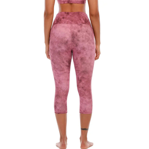 2026 Sublimation Gym Capri Exercise Workout Leggings Sportswear Fitness Yoga Gym Capri Made In Pakistan OEM Service - Product Image 2