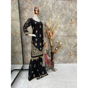 Ensemble de costumes de soirée pour femmes de créateur, y compris haut bas et Dupatta - Product Image 5
