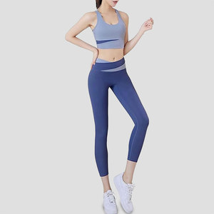 Conjunto de Yoga para Mujer al por Mayor, Diseño Moderno, Sostenible, Elástico en Cuatro Direcciones, Color Sólido - Product Image 6