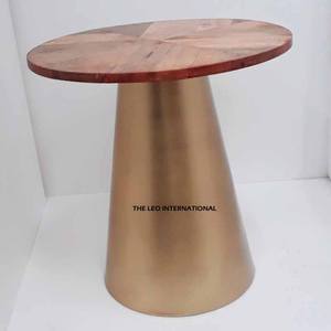 โต๊ะข้างโลหะสั่งทำพิเศษจากวัสดุไม้ชั้นเยี่ยม เฟอร์นิเจอร์ห้องนั่งเล่นทันสมัย โต๊ะข้างแบบไม่พับได้ ราคาประหยัด - Product Image 4