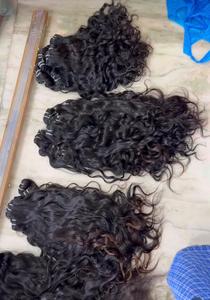 100% sans enchevêtrement naturel bouclé indien cru non transformé donneur unique cuticules alignées couleur naturelle Extensions de cheveux - Product Image 5