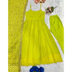 Robe de soirée pour femmes designer avec ensemble Dupatta - Product Image 2