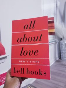 Tout sur l'amour par Bell Hooks, livre broché sur l'autofamilleurisme et la psychologie des relations - Product Image 3