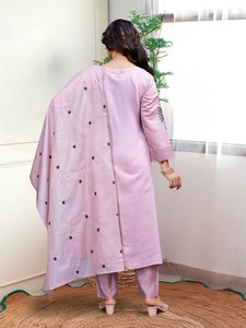 Women's Top Trending Pink Chanderi Silk <b>Kurti</b> with Chanderi Silk Pant With Organza Dupatta Sets For Festival and Daily Wear - Product Image 3