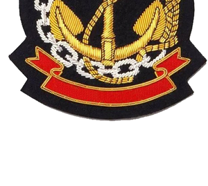 Insignias de tela de moda con logotipo personalizado al por mayor, empaquetado personalizado, insignia de lona bordada a mano con hilo de oro. - Product Image 6