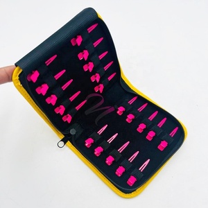 Alicates para cortar el cabello Clips de acero inoxidable con recubrimiento en polvo rosa fuerte para extensiones de cabello Logotipo personalizado sostenible Uso comercial - Product Image 4