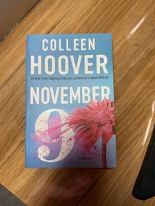 9 de noviembre, de Colleen Hoover, edición en papel, novela de ficción romántica, historia de amor, drama contemporáneo. - Product Image 3