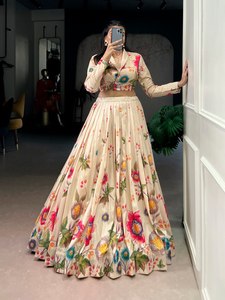 Garden Grace – Ensemble Lehenga Choli en soie Tasar Bhandhani traditionnel pour femme, longueur ras du sol, séchage rapide, protection solaire, idéal pour les mariages - Product Image 3