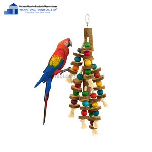Juguetes de Madera Coloridos para Loros con Bloques de Cuerda, Formas y Luces - Diseño Modular Moderno y Ecológico para Aves, Hecho en Vietnam - Product Image 3