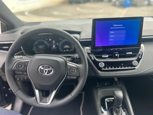 Toyota Corolla 20L Hybrid TS Teamplayer Wagon ACC Navigation Heated Seats Low Mileage Fuel Efficient Car - Product Image 3