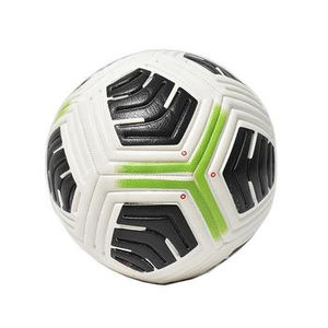 Ballons de football personnalisables avec logo – Ballons d'entraînement taille 5 cousus à la machine – Le ballon de football tendance le plus vendu - Product Image 6